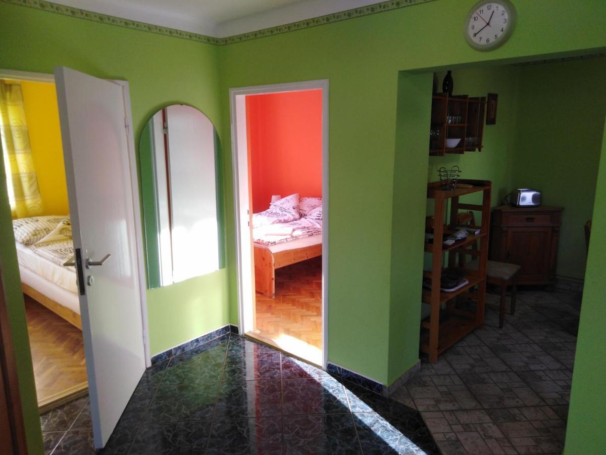 Arinza Apartman Vendeghaz Mezőkövesd المظهر الخارجي الصورة