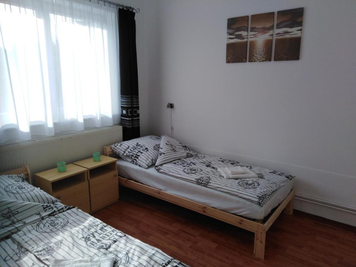 Arinza Apartman Vendeghaz Mezőkövesd المظهر الخارجي الصورة