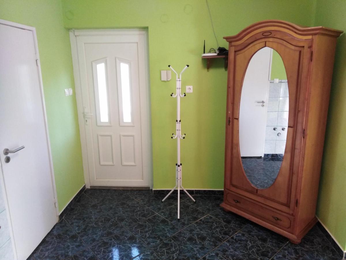 Arinza Apartman Vendeghaz Mezőkövesd المظهر الخارجي الصورة